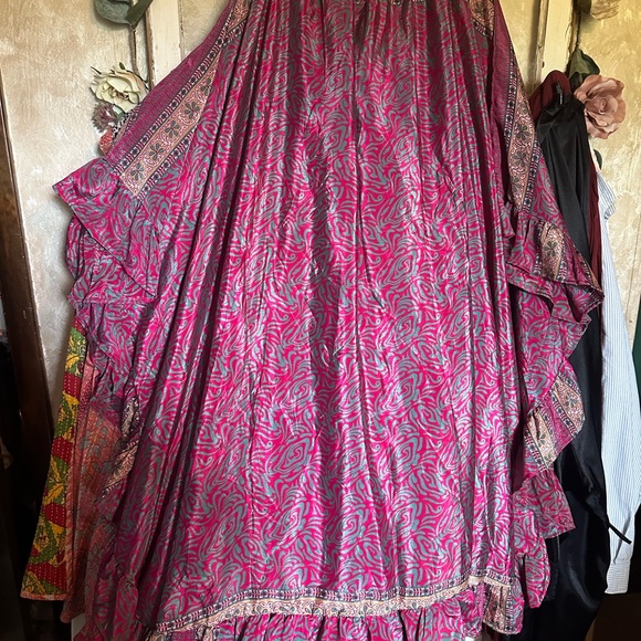 Kantha Bae Ruffle Kimono - Picture 7 of 7